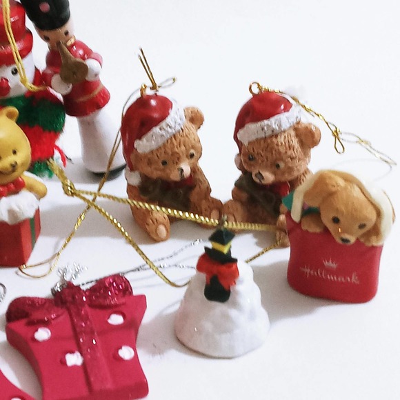 Vintage Christmas Miniature Tree Ornaments Set of 10 Santa Bears Snowman & (z) - Picture 3 of 4